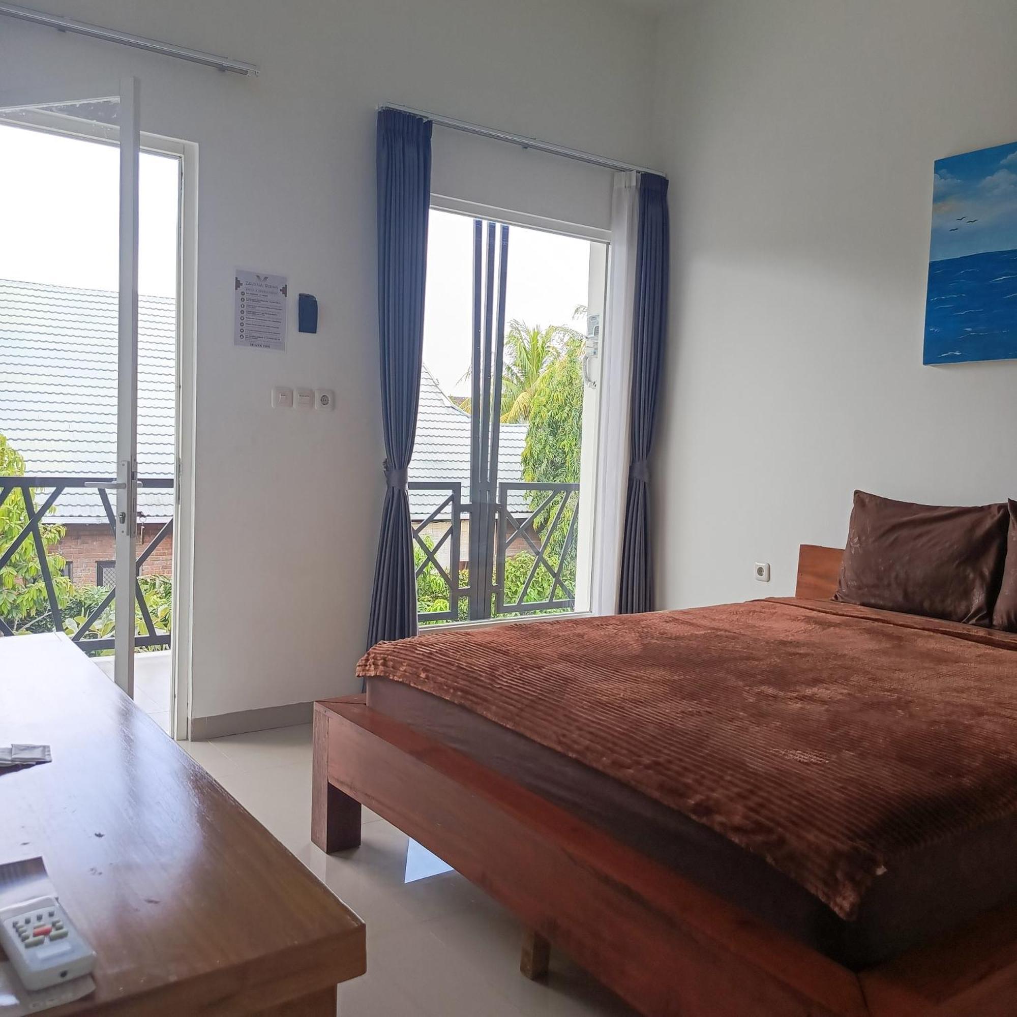Tanjungkarang Zavana Rooms & Restaurant מראה חיצוני תמונה