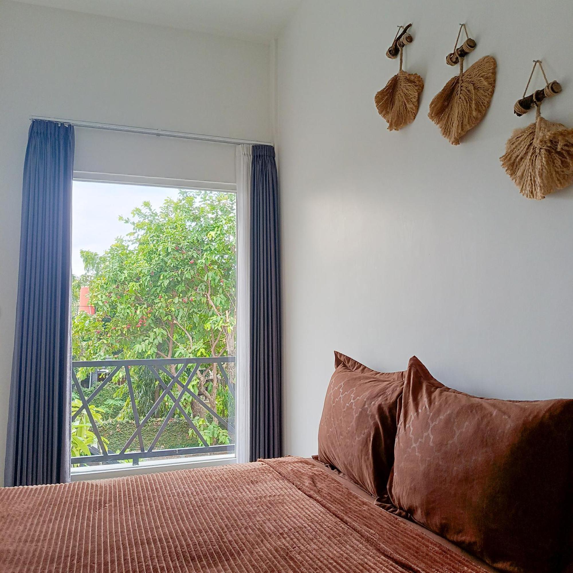 Tanjungkarang Zavana Rooms & Restaurant מראה חיצוני תמונה