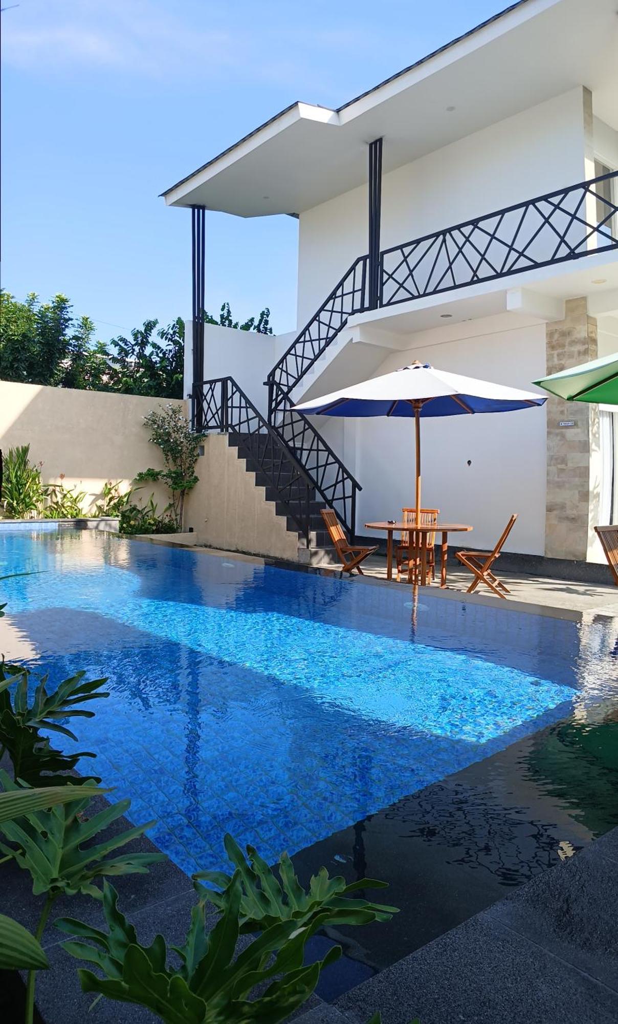 Tanjungkarang Zavana Rooms & Restaurant מראה חיצוני תמונה